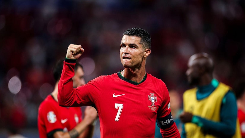 马龙 樊振东 王楚钦西装太爽了,大头这手表107万,领带有些不习.